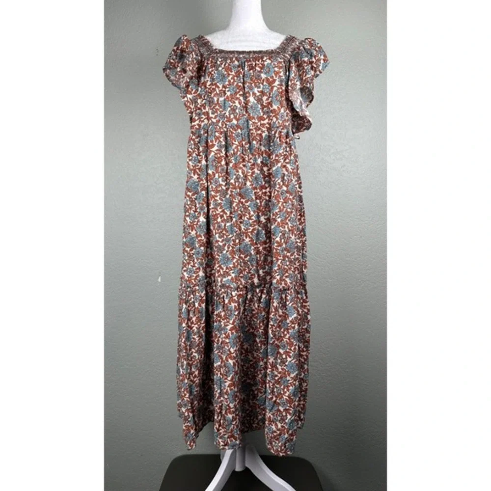 Moon River Tiered Maxi Dress Women Sz M‎ Floral Smocked Boho Cottagecore Prairie